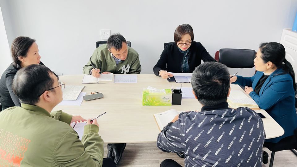 建華小貸公司召開四季度工作會暨業(yè)務拓展推進會