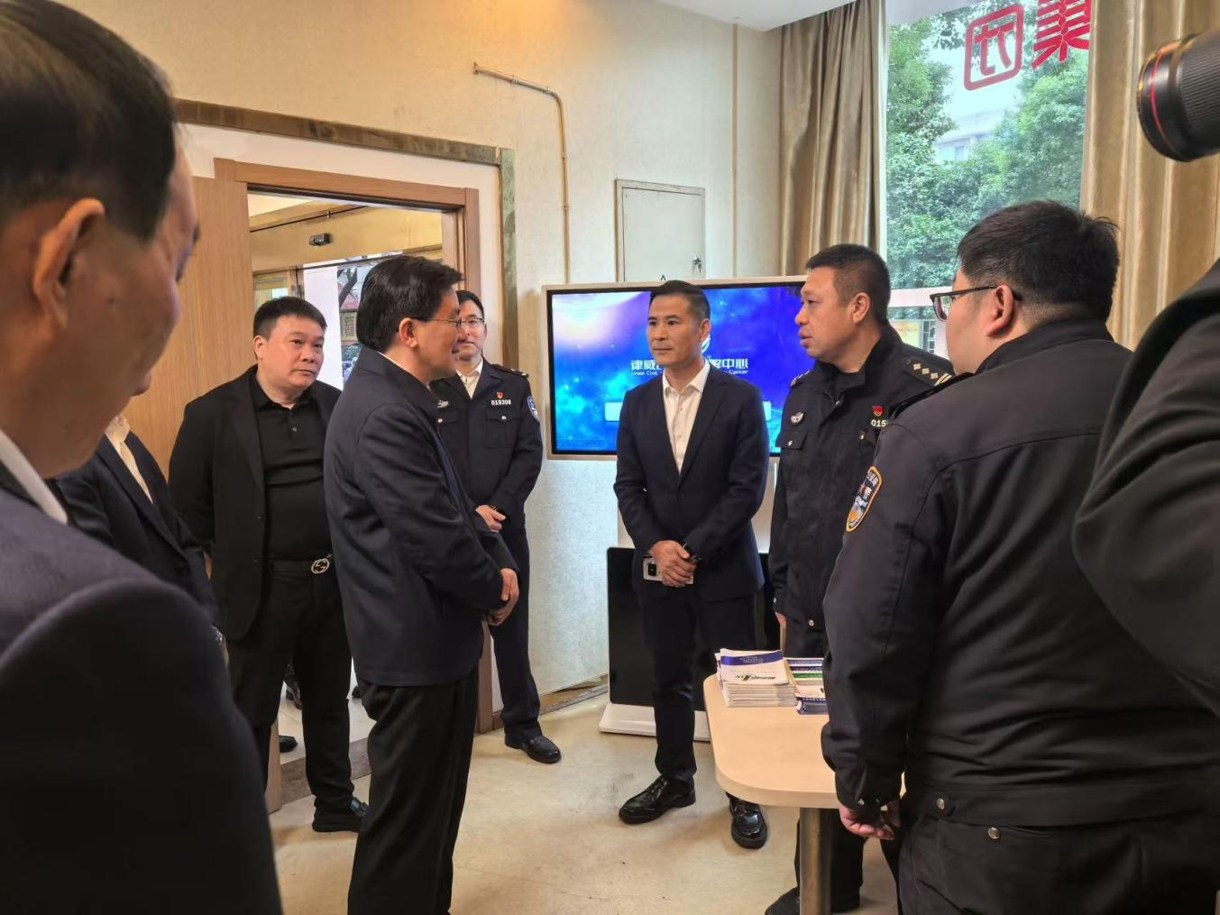 市委副書記、政法委書記馬小秋赴建華五金市場(chǎng)調(diào)解工作站調(diào)研指導(dǎo)