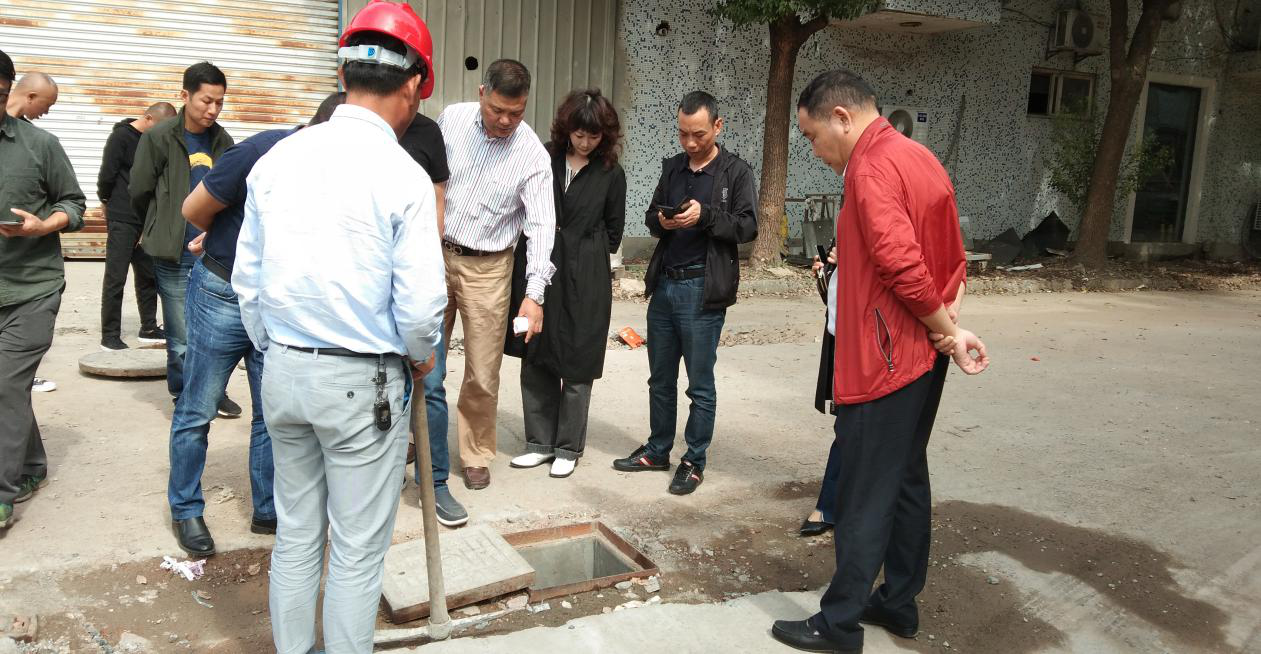 建華科技產(chǎn)業(yè)園“污水零直排”              推進(jìn)工作，實(shí)地勘察2.png